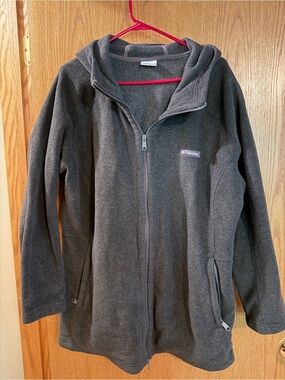 Columbia Dark Gray Fleece Jacket with Blue Label